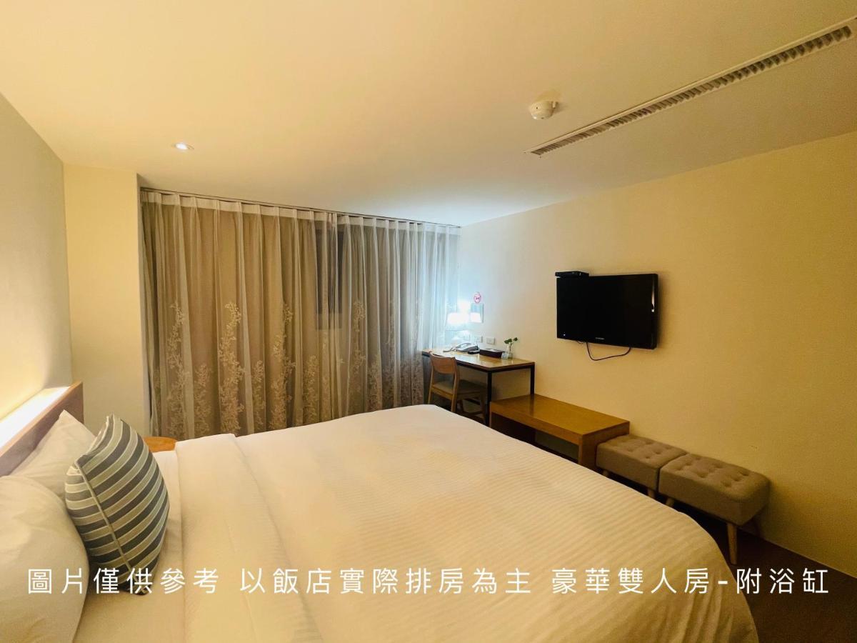 River Hotel Chiayi Exterior foto